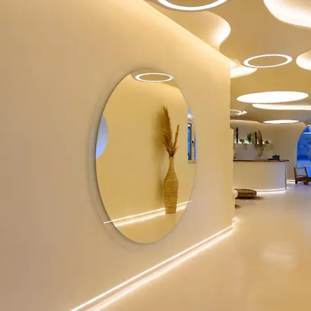 Iconic Mediterranean Hotell 5*