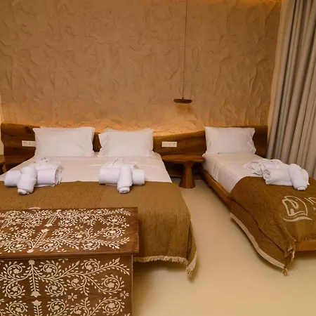 Iconic Mediterranean Hotel Dhërmi