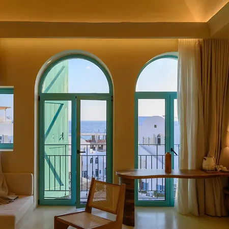 호텔 Iconic Mediterranean Dhërmi