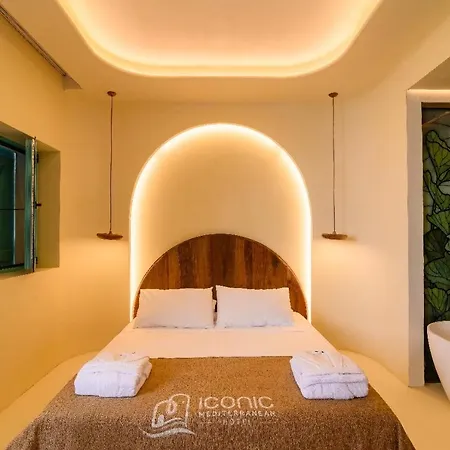 Iconic Mediterranean 호텔 Dhërmi