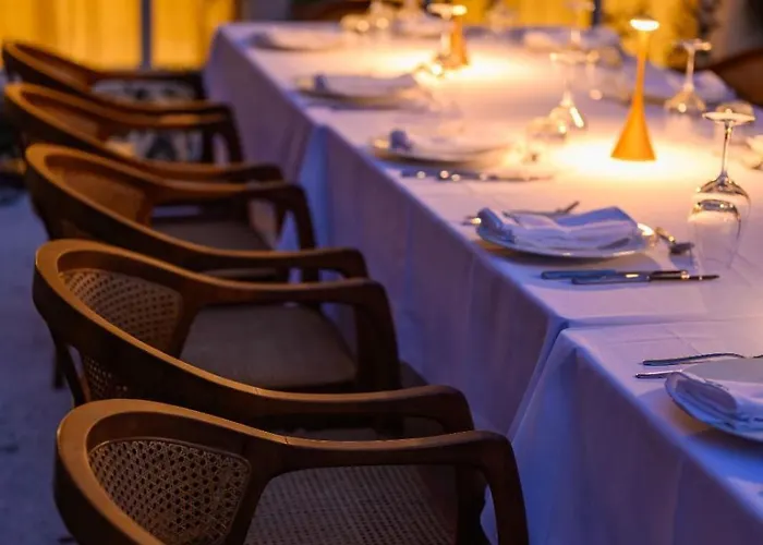 מלון Iconic Mediterranean 5*