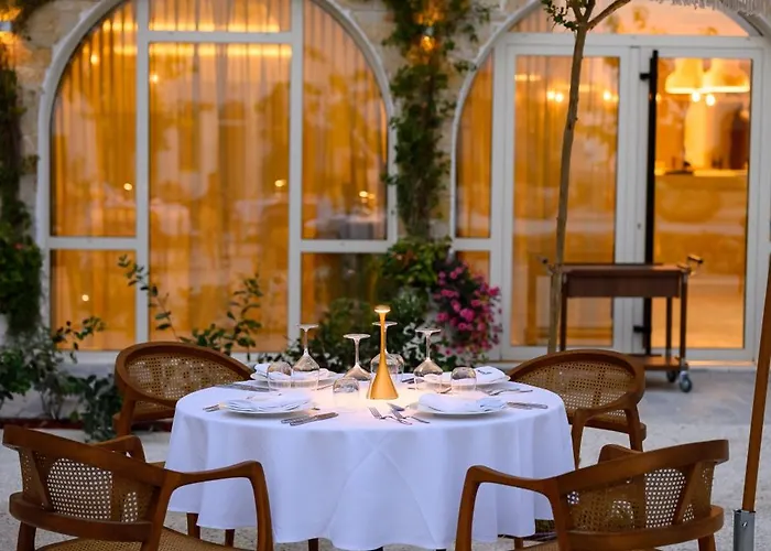 מלון Iconic Mediterranean