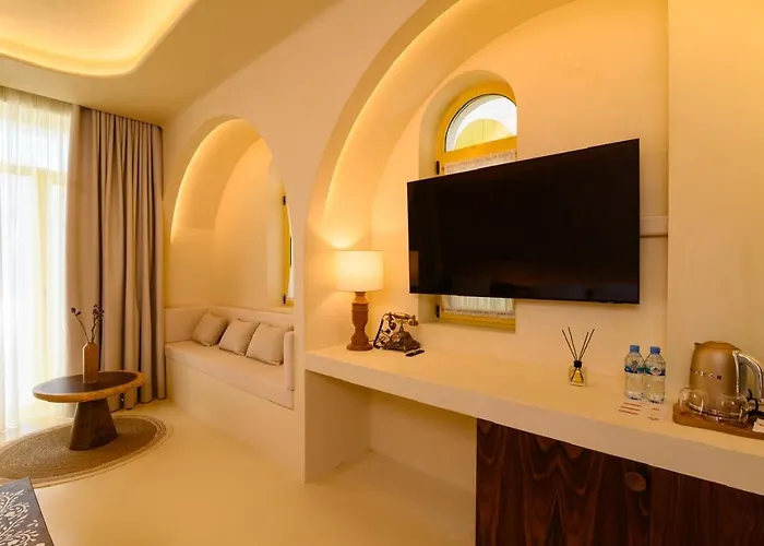 Iconic Mediterranean Hotel Dhërmi